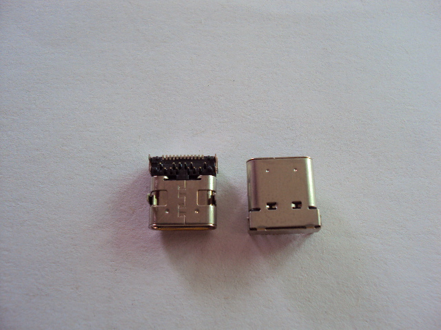 USB3.1 CF CL1.75 H3.46mm 外壳前脚SMT